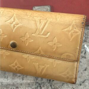 Brand authentic purchase